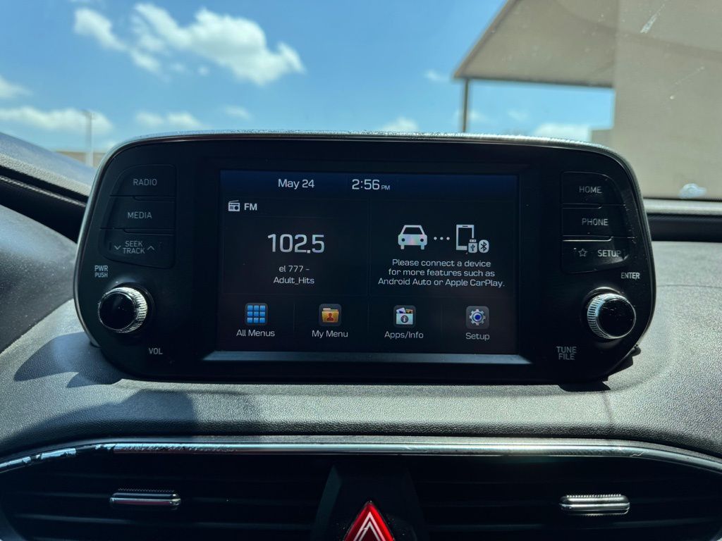2020 Hyundai Santa Fe SE 27