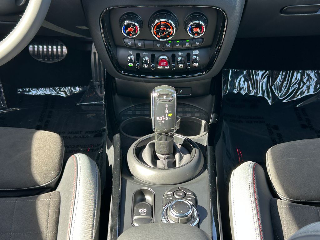 Thumbnail: 2023 MINI Cooper Clubman - 26