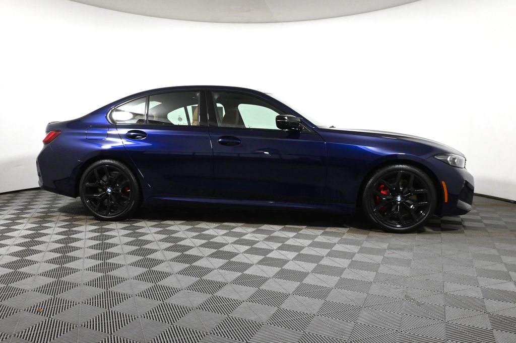 Thumbnail: 2026 BMW 3 Series - 8