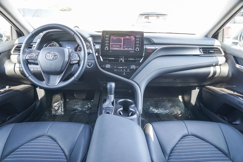 2023 Toyota Camry SE 12