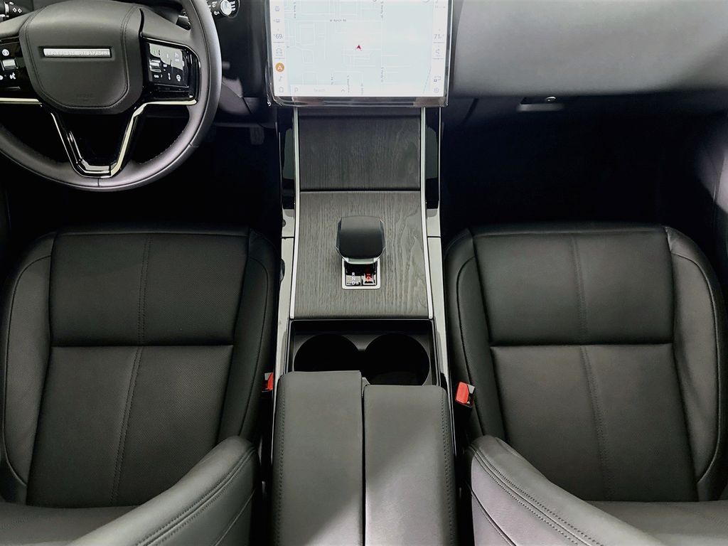 Thumbnail: 2026 Land Rover Range Rover Velar - 16