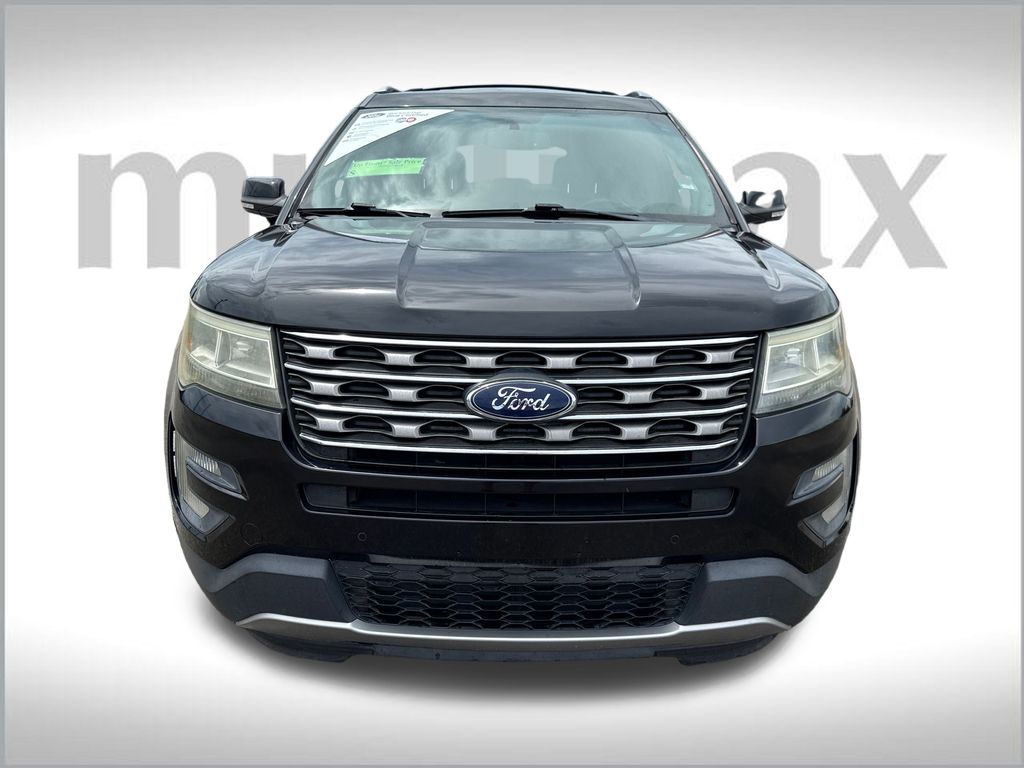 2016 Ford Explorer XLT photo 7