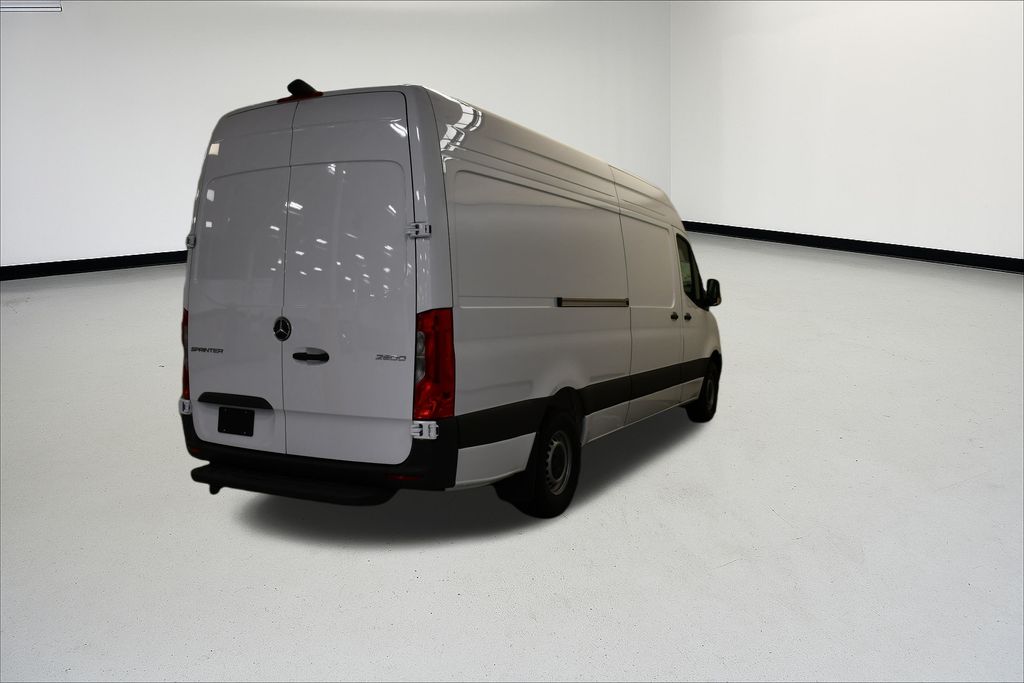 Thumbnail: 2026 Mercedes-Benz Sprinter - 8