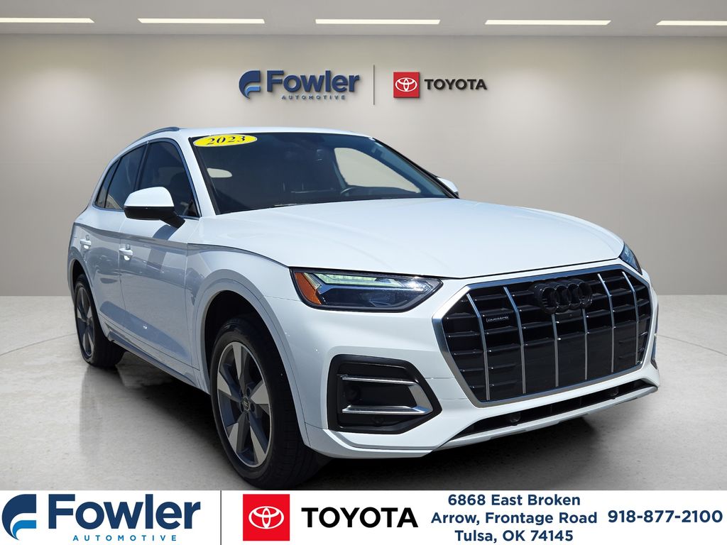 Glacier White Metallic 2023 Audi Q5 SUV / Crossover All-Wheel Drive 7-Speed Automatic