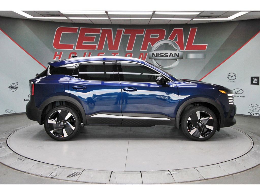 2026 Nissan Kicks SR - 4