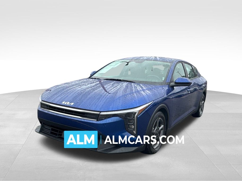 2025 Kia K4 LXS FWD