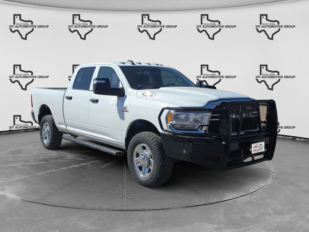 2024 RAM 2500 Tradesman Crew Cab 4WD