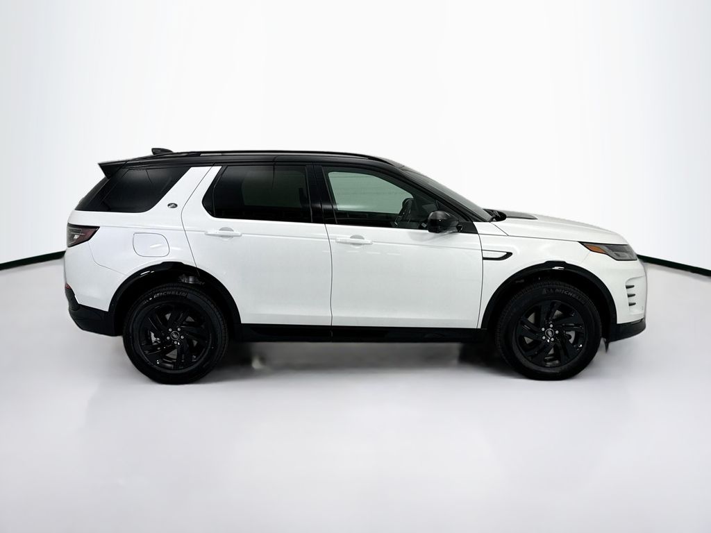 Thumbnail: 2026 Land Rover Discovery Sport - 4