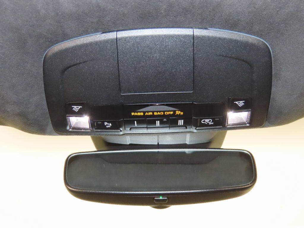 Thumbnail: 2025 Porsche 718 Cayman - 32