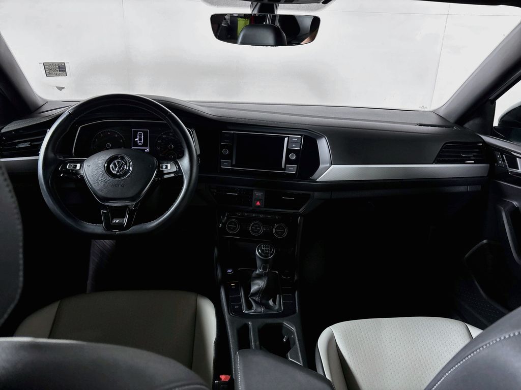 2020 Volkswagen Jetta R-Line