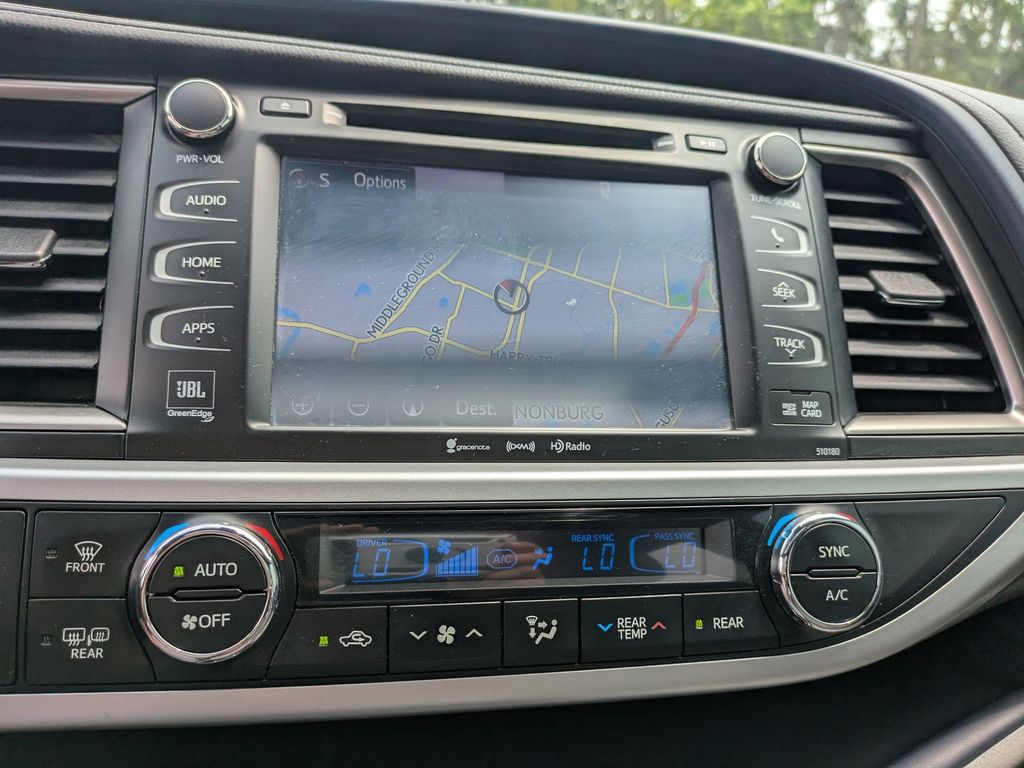 2018 Toyota Highlander Limited Platinum