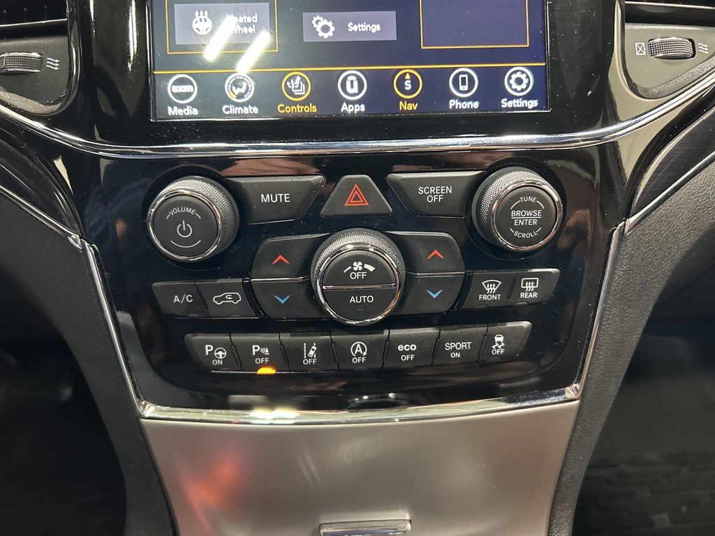 used 2021 Jeep Grand Cherokee car, priced at $27,202