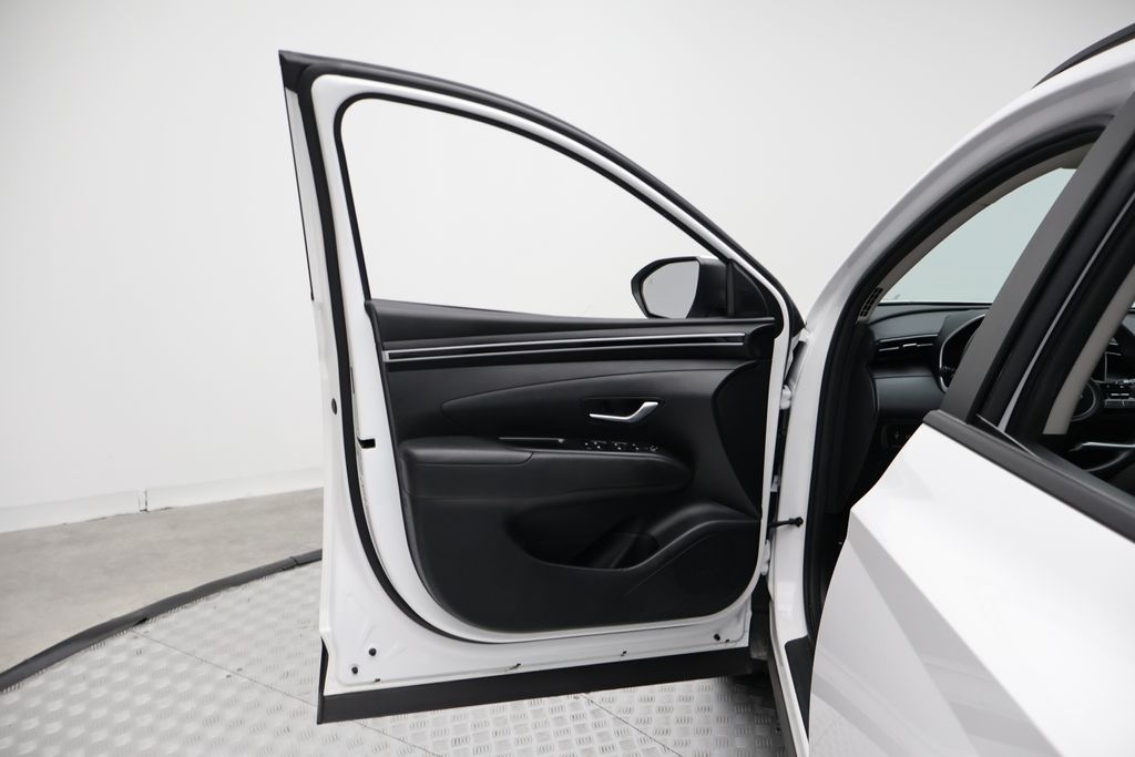 Thumbnail: 2024 Hyundai Tucson - 16