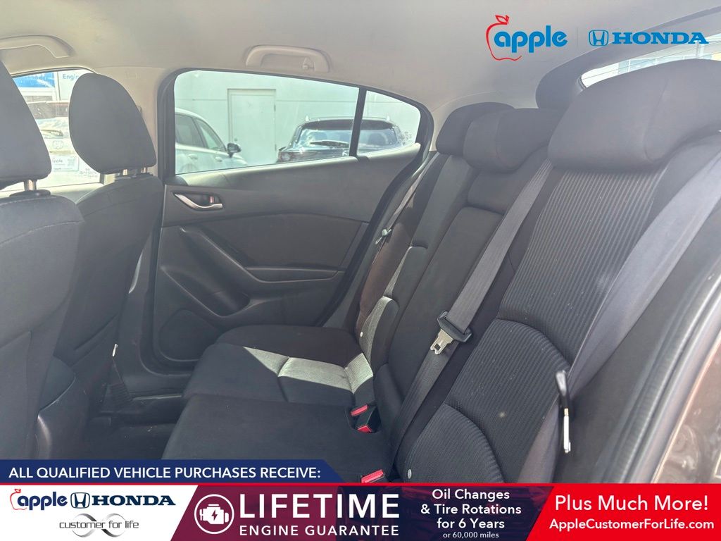 2015 Mazda Mazda3 Hatchback i Touring