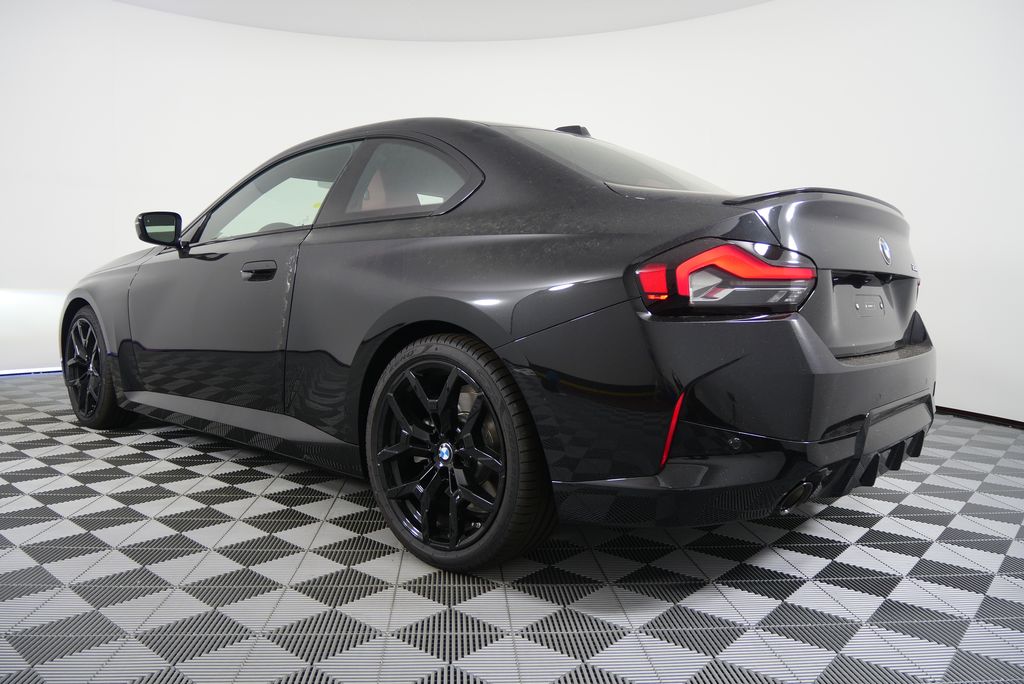 Thumbnail: 2025 BMW 2 Series - 5