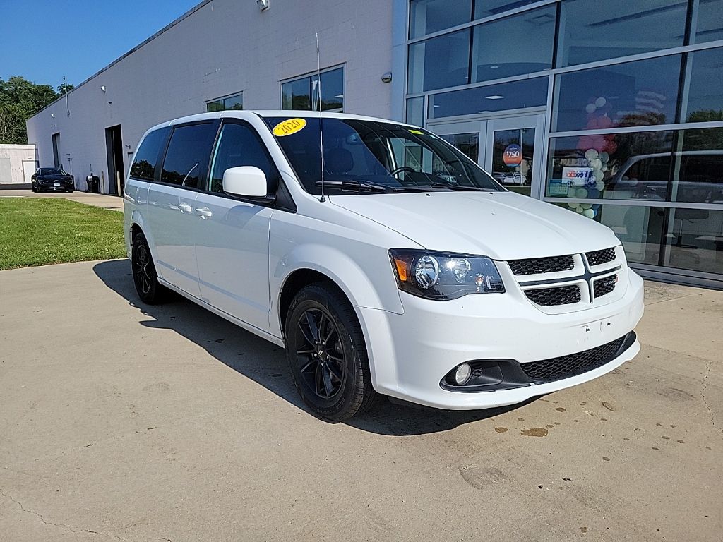 White Knuckle Clearcoat 2020 Dodge Grand Caravan Minivan Front-Wheel Drive 6-Speed Automatic