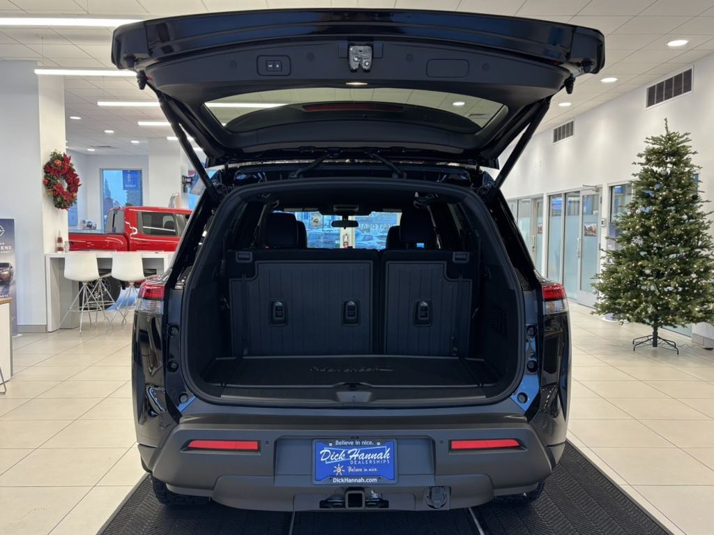 2025 Nissan Pathfinder Rock Creek