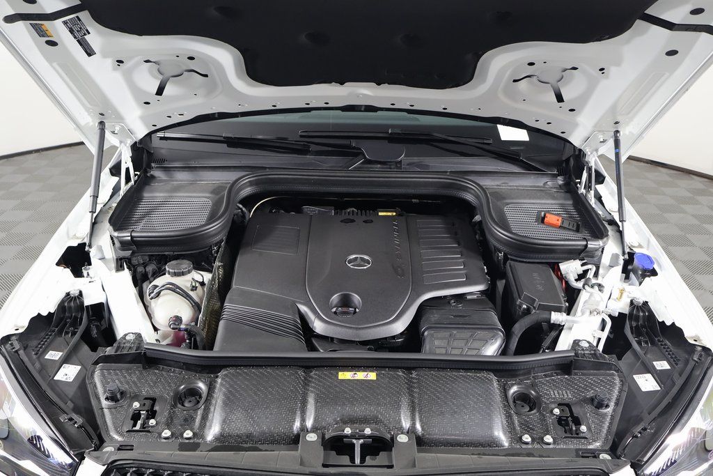 Thumbnail: 2026 Mercedes-Benz GLE - 9