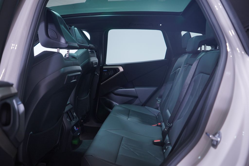 Thumbnail: 2025 BMW X3 - 9