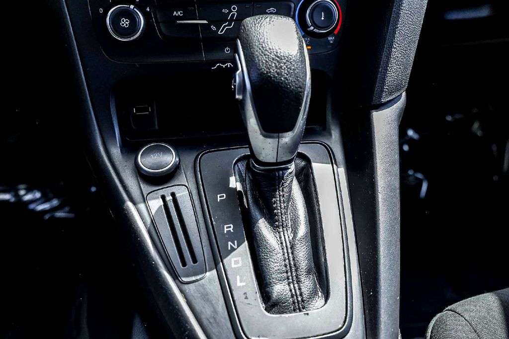 Used Car 2017 Ford Focus  Se For Sale Under $10,000 In Taylor, Texas
