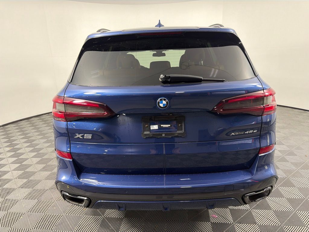 Thumbnail: 2023 BMW X5 - 6
