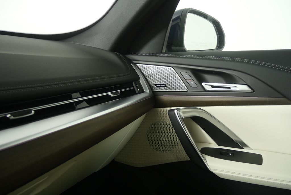 Thumbnail: 2026 BMW X1 - 25