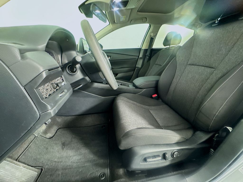 Used Car 2025 Honda Accord  Se For Sale Under $30,000 In Austin, Texas