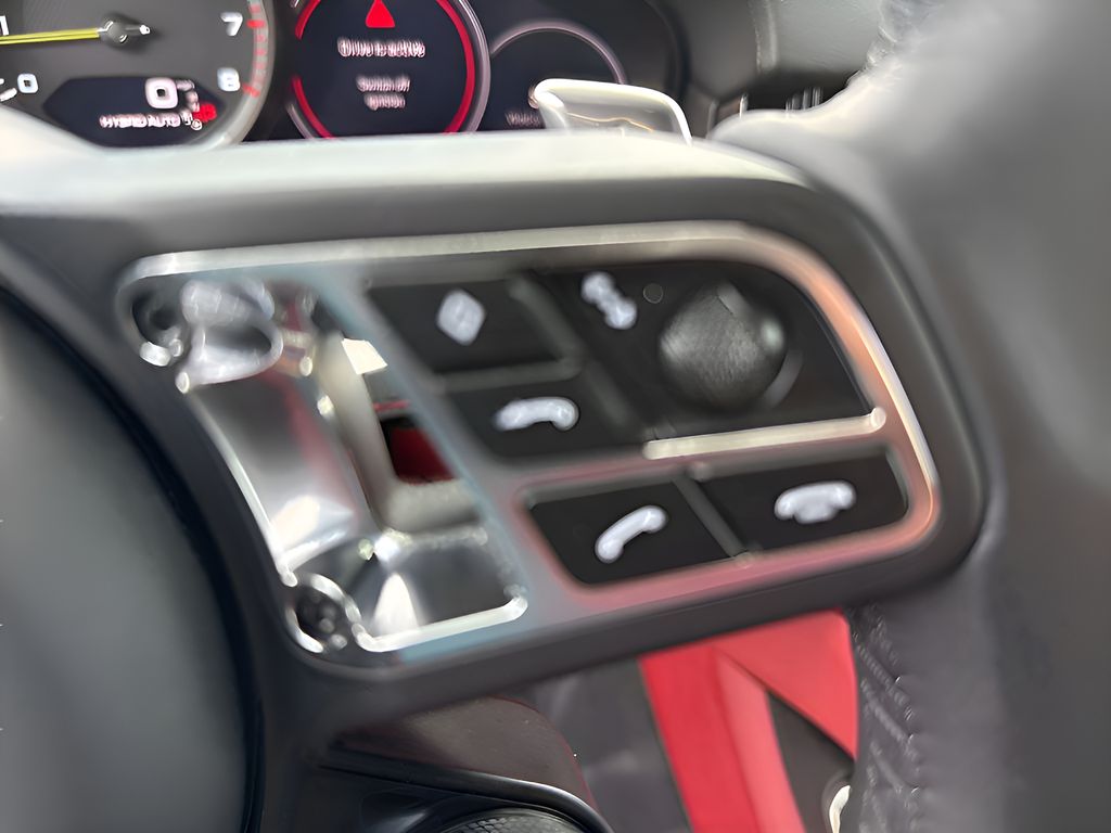 Used Car 2023 Porsche Cayenne E-hybrid  Turbo S For Sale Under $130,000 In Austin, Texas