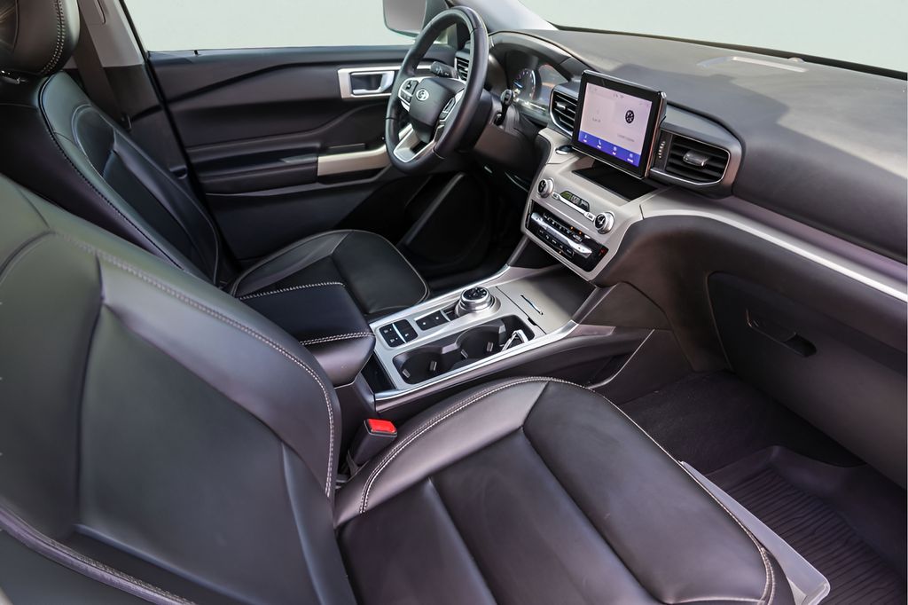 Used Car 2023 Ford Explorer  Xlt For Sale Under $30,000 In Austin, Texas