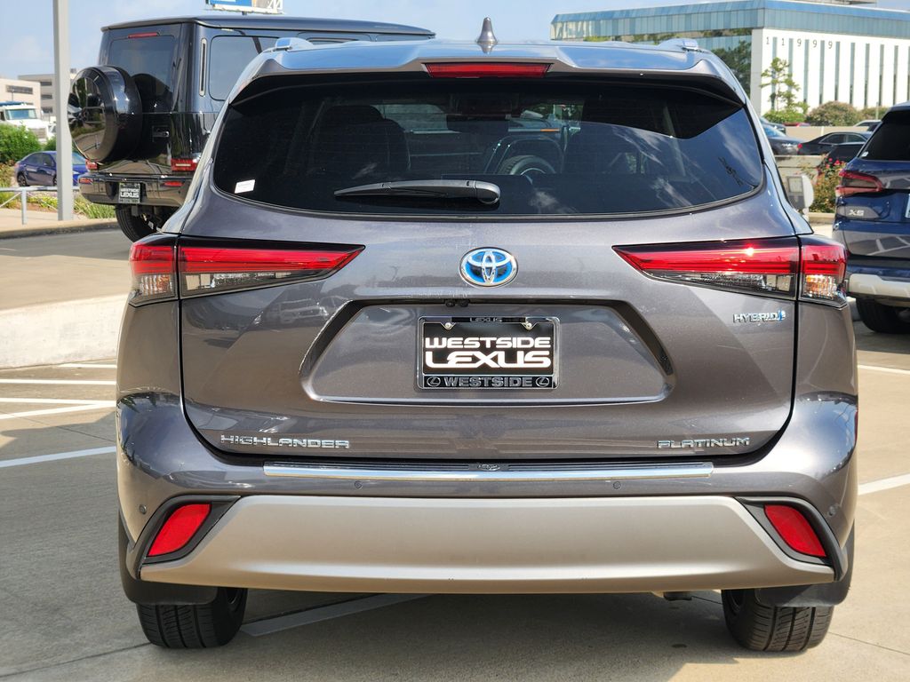 2022 Toyota Highlander Hybrid Platinum Gray at Toyota of Victoria