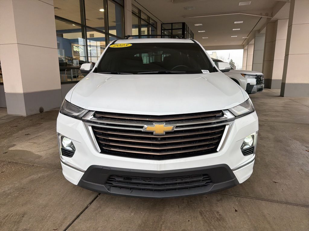 Thumbnail: 2023 Chevrolet Traverse - 8