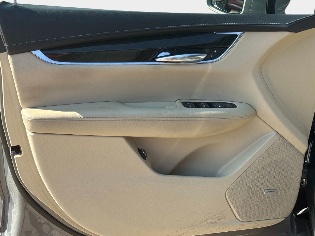 Used 2017 Cadillac XT5 SUV