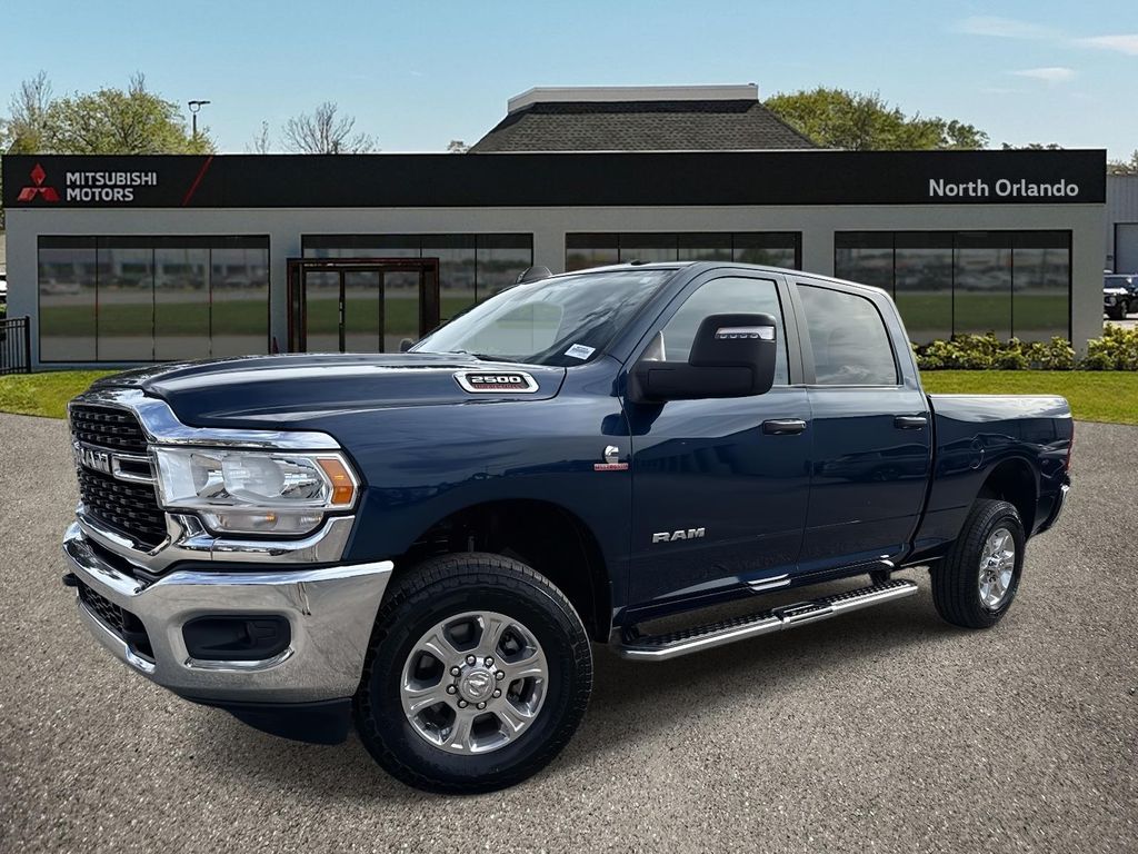 2024 RAM 2500 Big Horn Crew Cab 4WD