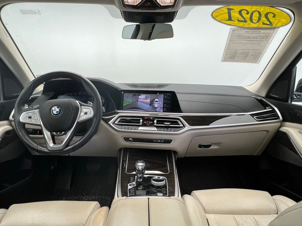 Thumbnail: 2021 BMW X7 - 11