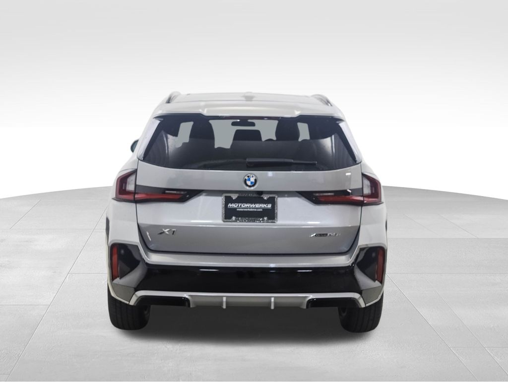 Thumbnail: 2026 BMW X1 - 4