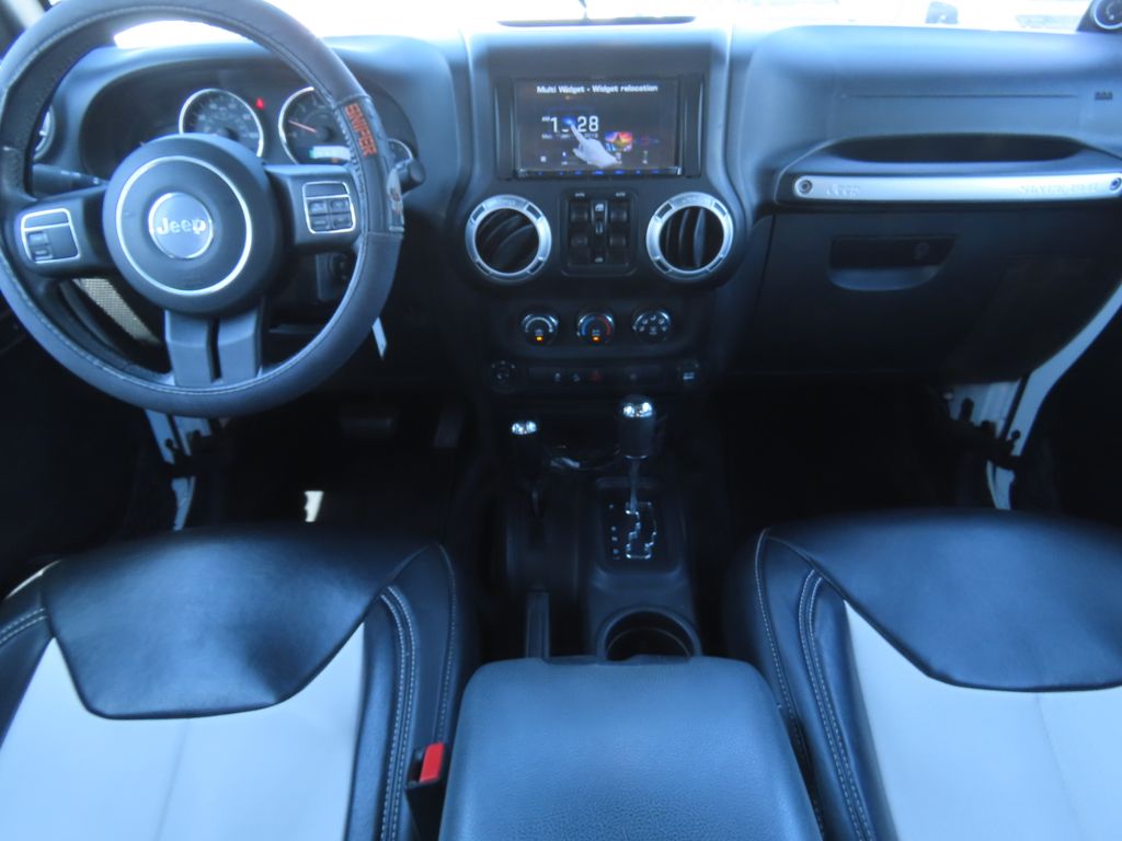 Thumbnail: 2014 Jeep Wrangler - 7