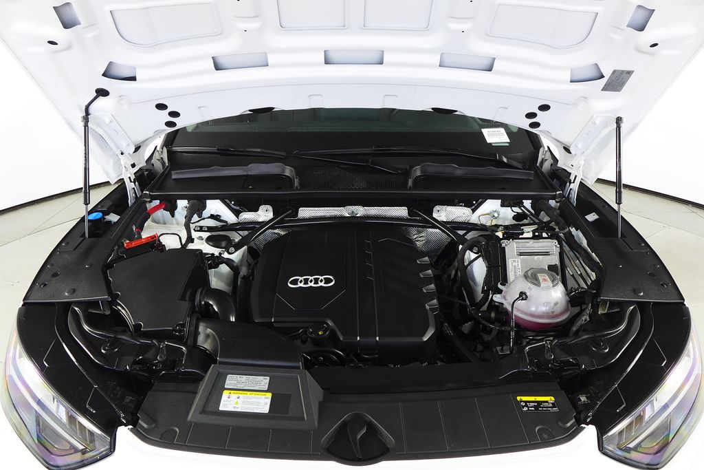 Thumbnail: 2023 Audi Q5 - 6