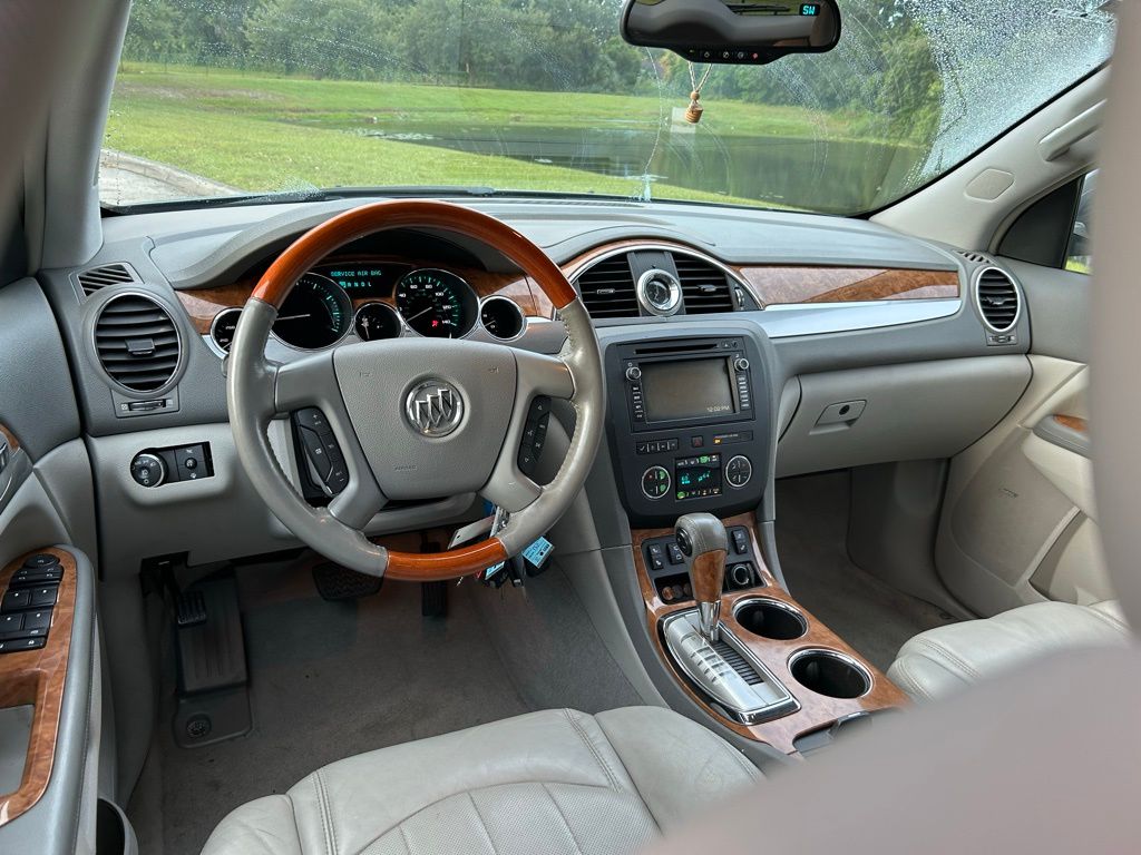Thumbnail: 2008 Buick Enclave - 12
