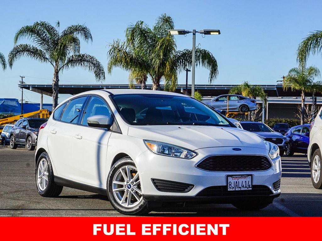 2015 Ford Focus SE Hatchback