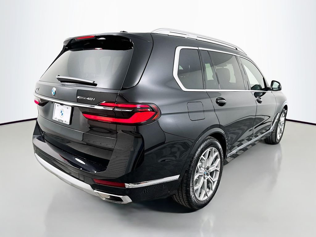 Thumbnail: 2026 BMW X7 - 5