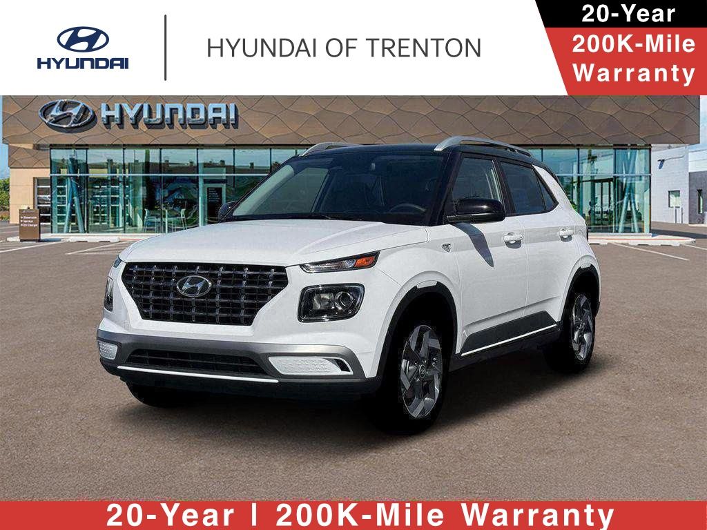 Lunar White w/Black Roof 2026 Hyundai Venue SUV / Crossover Front-Wheel Drive Continuously Variable Transmission