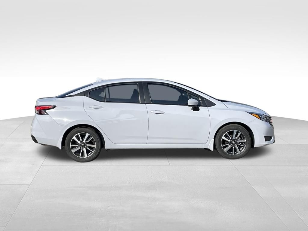 2025 Nissan Versa