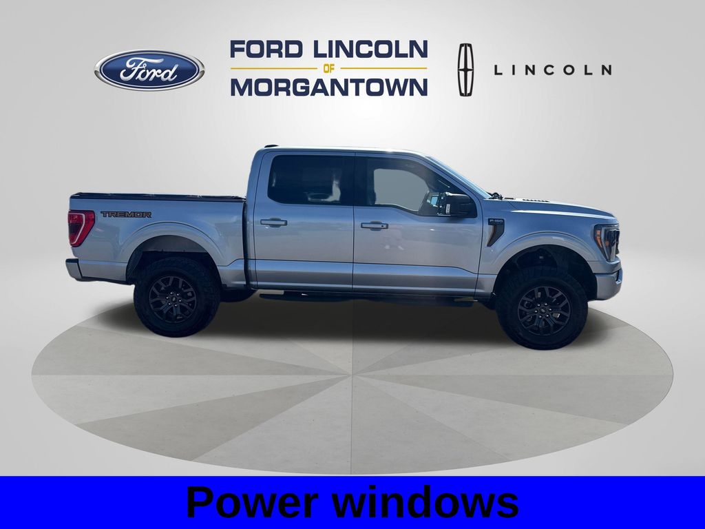 View vehicle photo 5