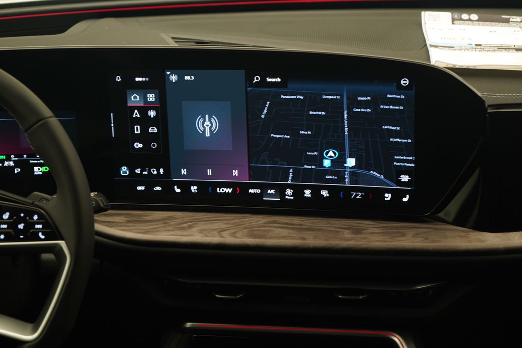 Thumbnail: 2025 Audi Q5 - 10