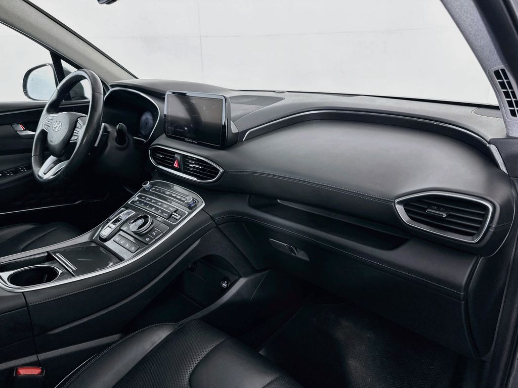 Thumbnail: 2021 Hyundai Santa Fe - 31