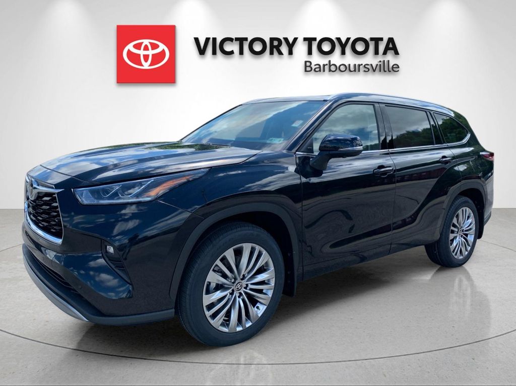 Black 2026 Toyota Highlander SUV / Crossover All-Wheel Drive 8-Speed Automatic