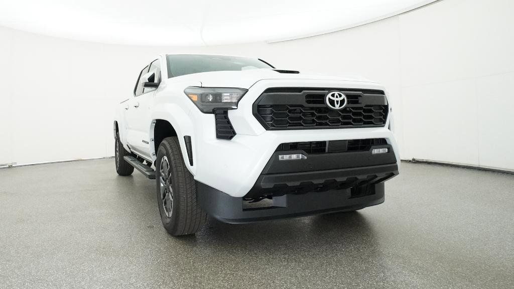 Thumbnail: 2025 Toyota Tacoma - 4