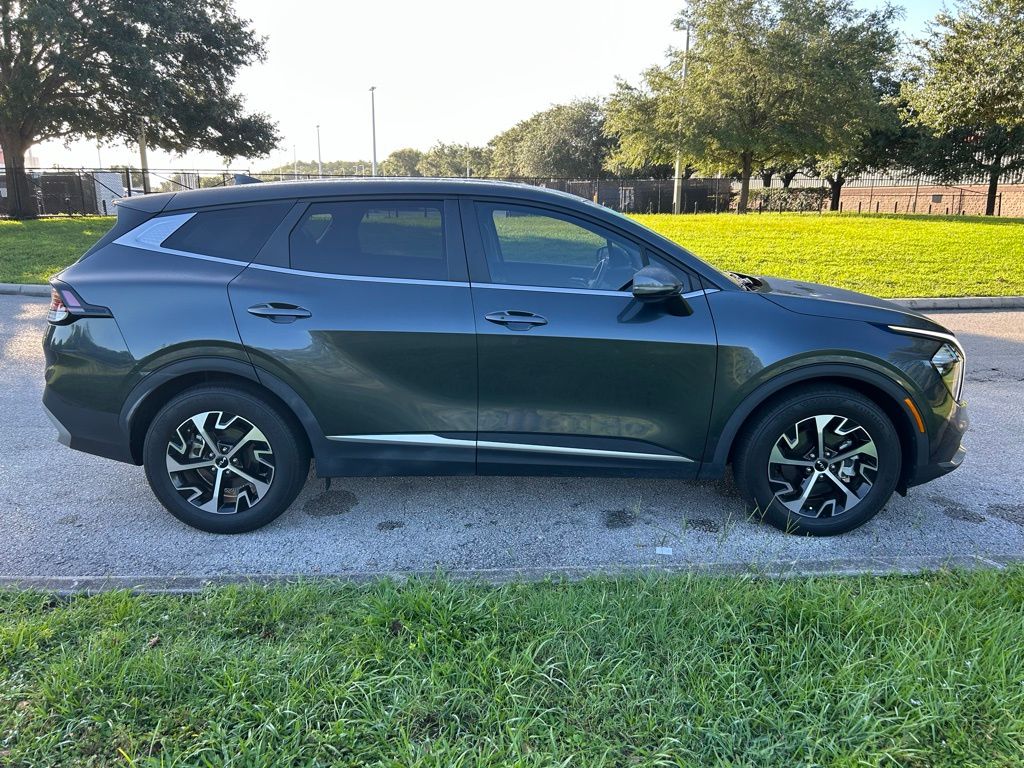 Thumbnail: 2023 Kia Sportage - 6