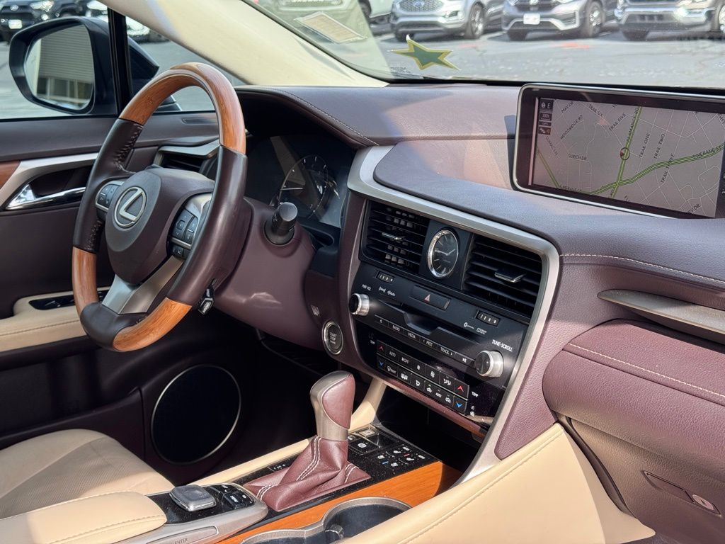LexusRX6