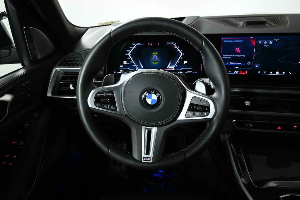 Thumbnail: 2026 BMW X7 - 18